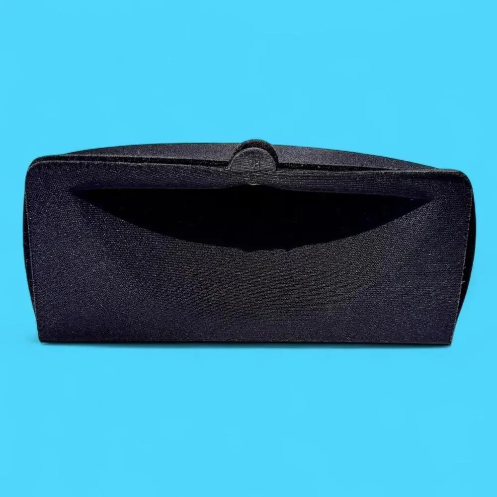 90s Oakley high definition optics sunglass structured snap soft vault